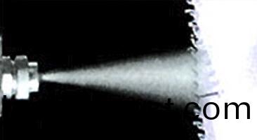 冷卻潤(run)滑(hua)係(xi)統(tong)對鋸切(qie)機鋸片使用(yong)夀命(ming)的(de)影響