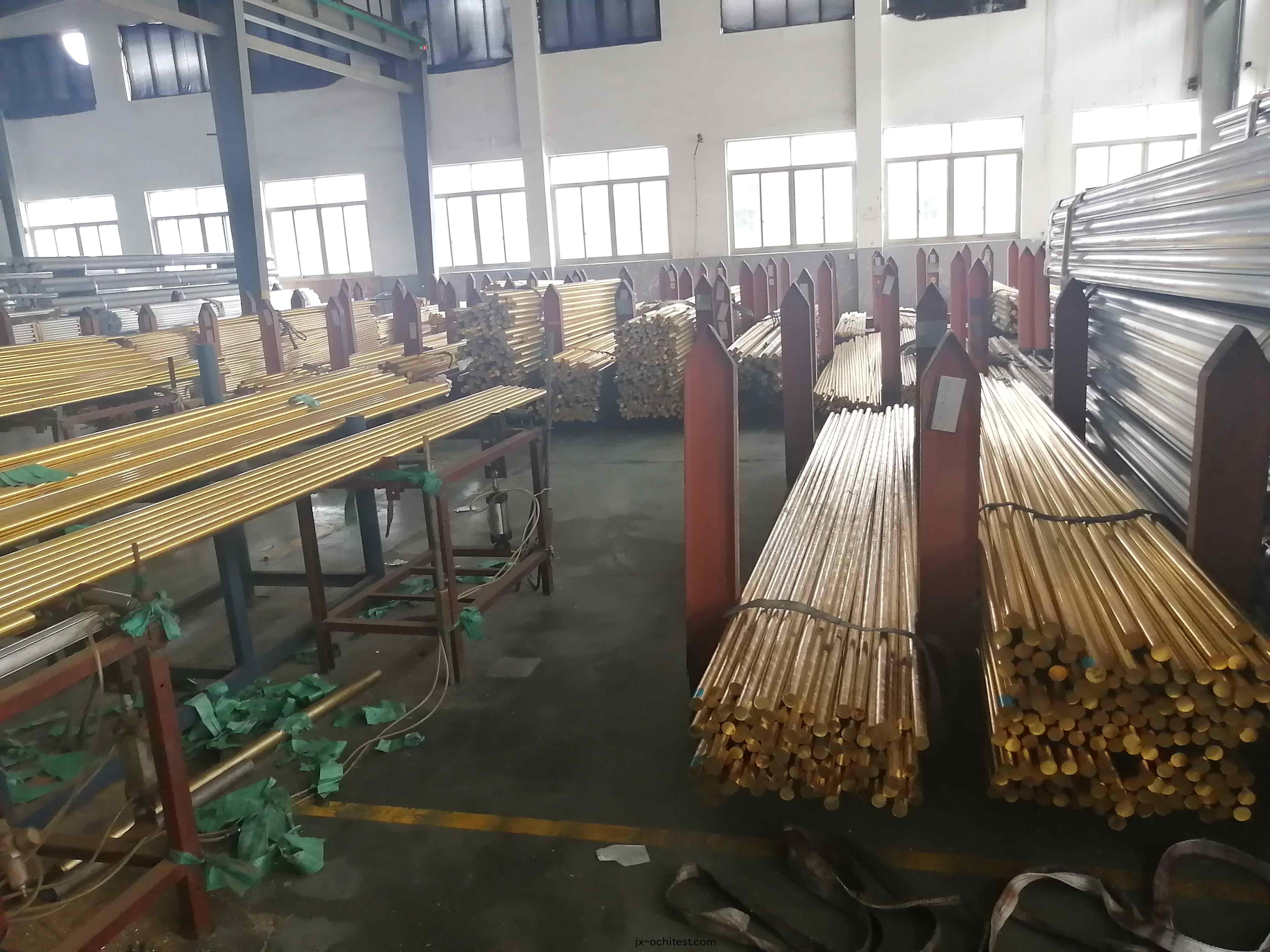 銅棒(bang)材(cai)料現(xian)場(chang)