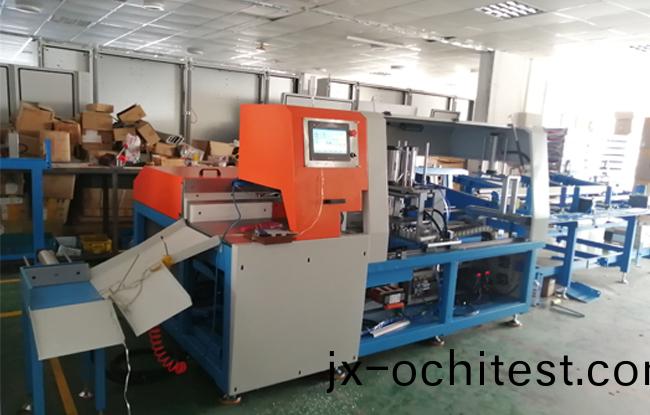 鋁型材切(qie)割機(ji)自動上(shang)料 下(xia)料