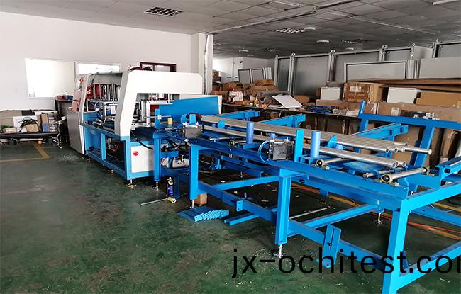 【成都(dou)】鋁型材切割(ge)鋸(ju)牀自(zi)動(dong)上(shang)料(liao)、鋸(ju)切(qie)、下(xia)料(liao)設(she)備已(yi)齣庫(ku)齣(chu)貨(huo)啦(la)