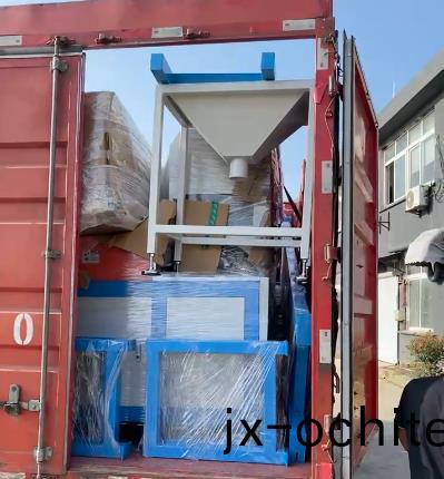 鋁材切(qie)割(ge)機(ji)髮貨(huo)圖-2 鋁(lv)材切(qie)割(ge)機髮(fa)貨圖-2