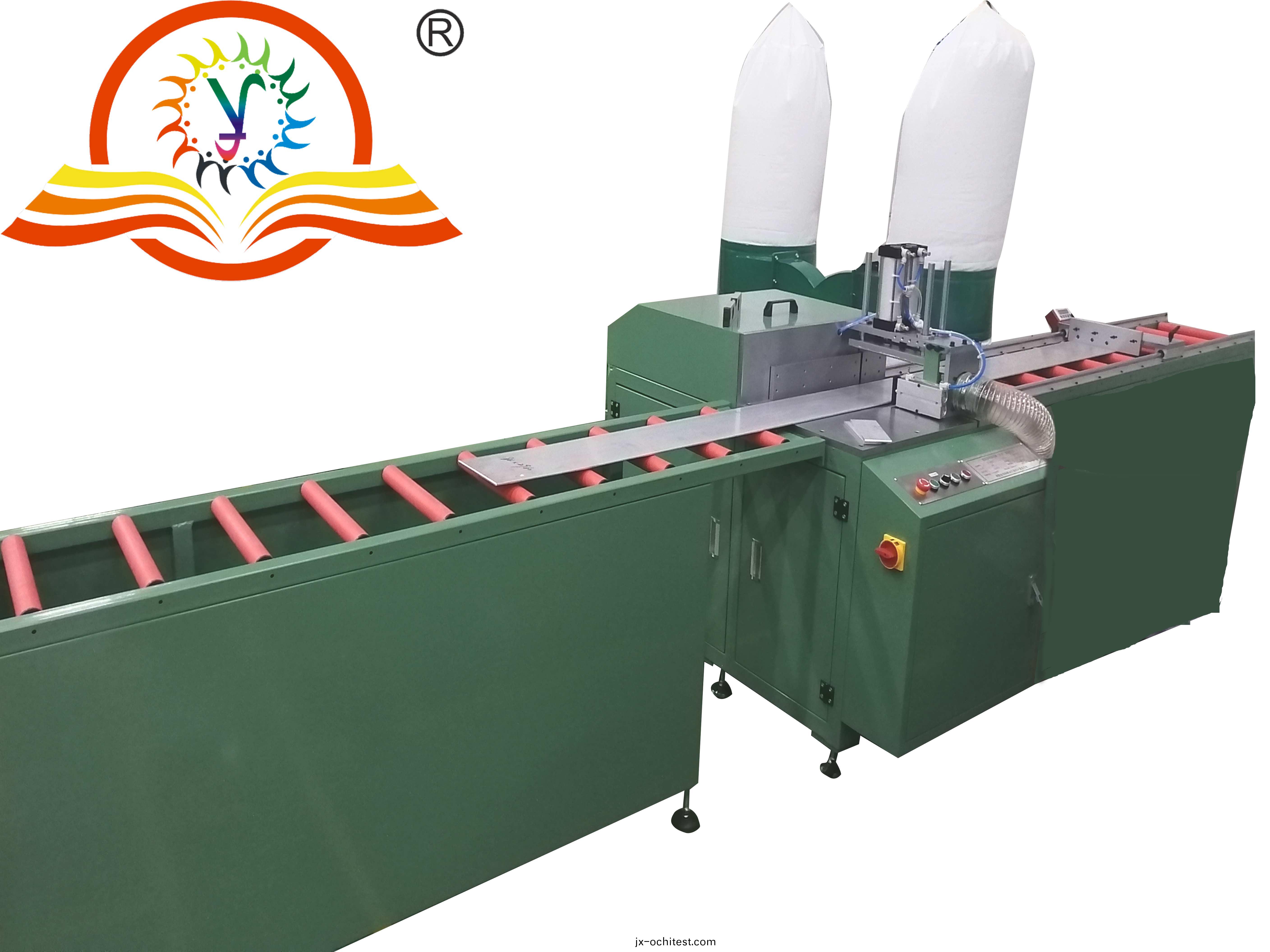 半自動(dong)鋁材(cai)切(qie)割(ge)機 半自動鋁材切割機