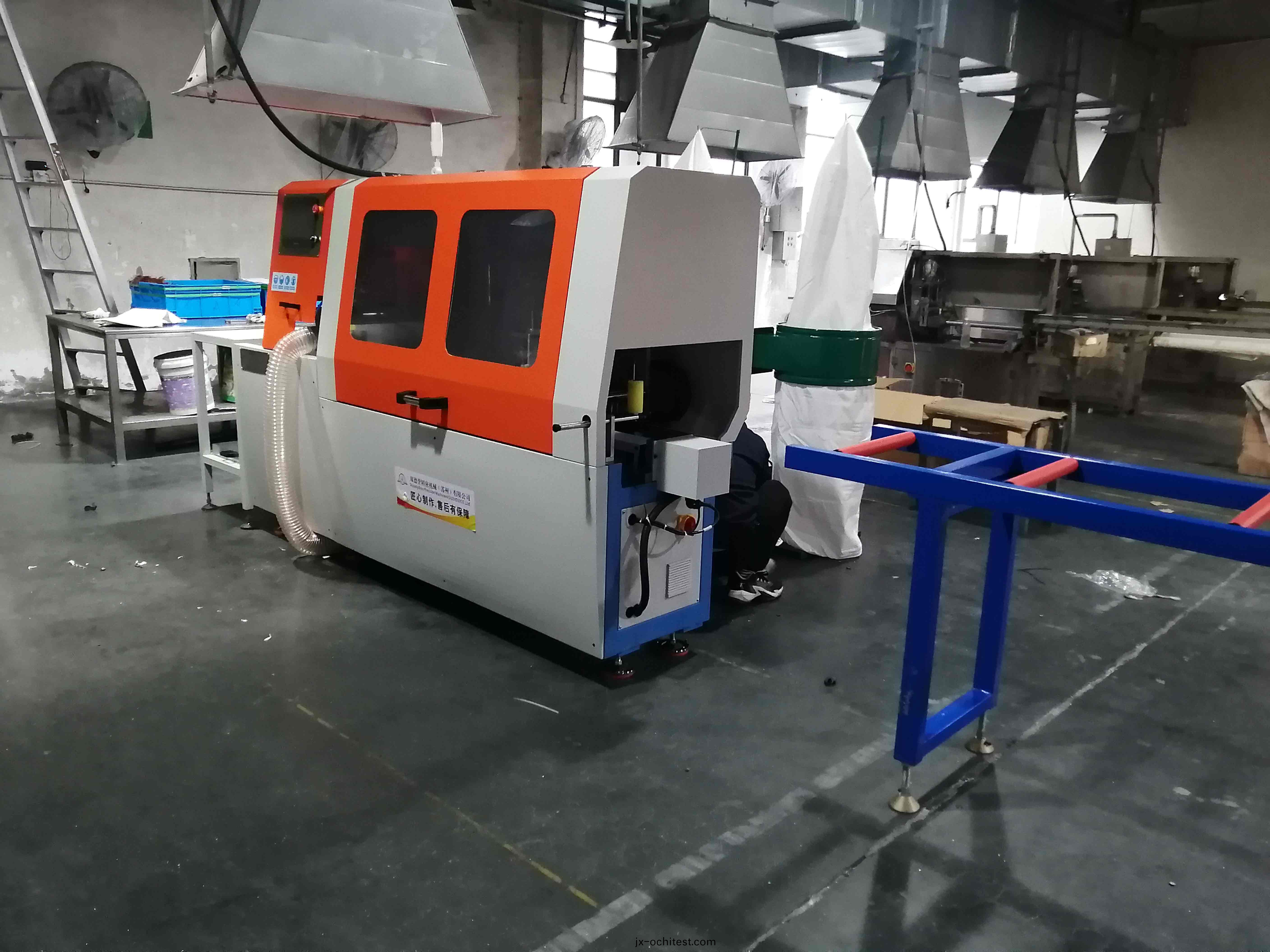 分(fen)離式(shi)全(quan)自動切鋁(lv)機-鋁(lv)切(qie)機(ji)-型(xing)材切割(ge)機客戶(hu)現(xian)場圖(tu)-1 分(fen)離(li)式全自動切(qie)鋁(lv)機-鋁(lv)切機(ji)-型(xing)材(cai)切(qie)割(ge)機客戶(hu)現場(chang)圖(tu)-1