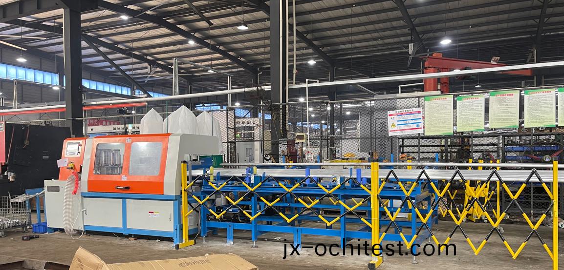 鋁圓棒自動上料(liao)鋸-2