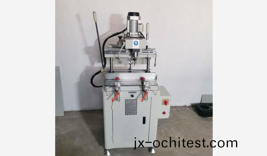 鋁(lv)型材(cai)高速(su)單軸(zhou)髣型銑牀SDY-FX270